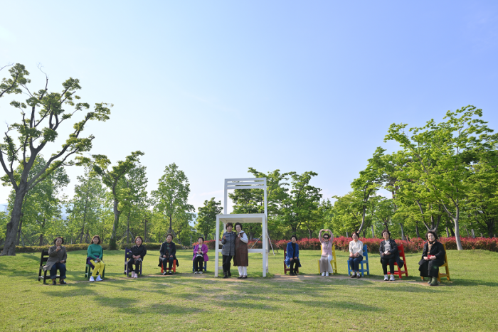 DSC_2011up.png